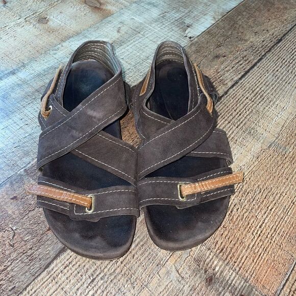 Dana Davis Italy kyle flats sandals - Picture 2 of 12